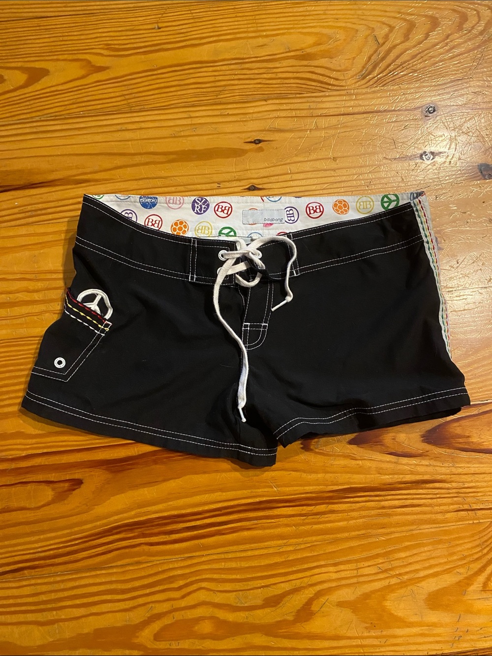 Juniors Billabong White Swim Shorts with Multicolor Logo Circles size 5